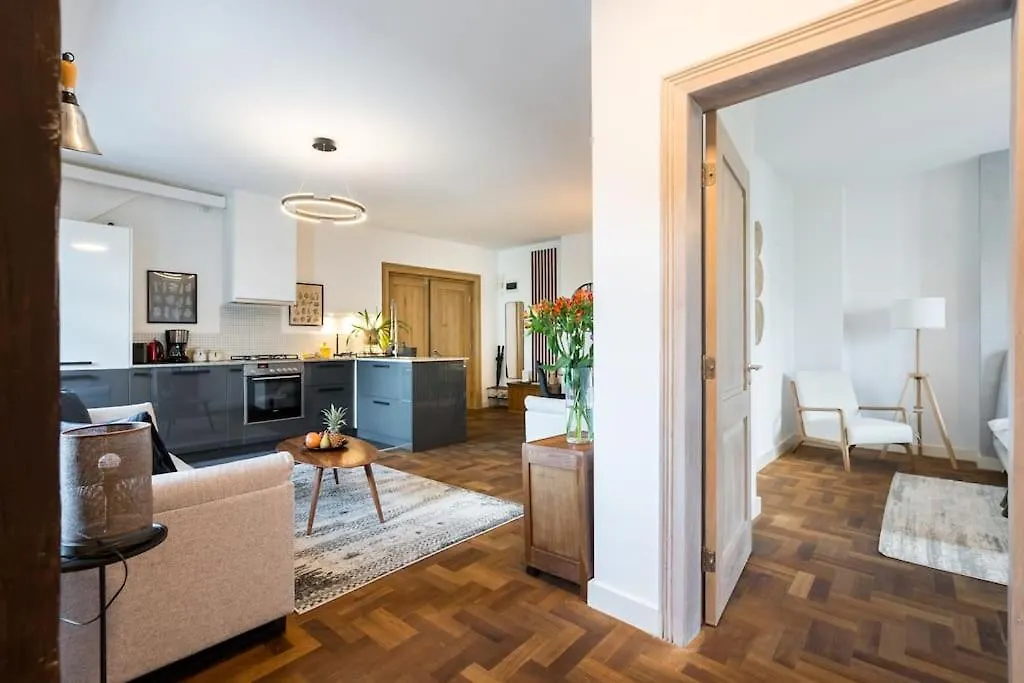 Stunning 2Br Apartment - Ateneu - City Center Bucharest