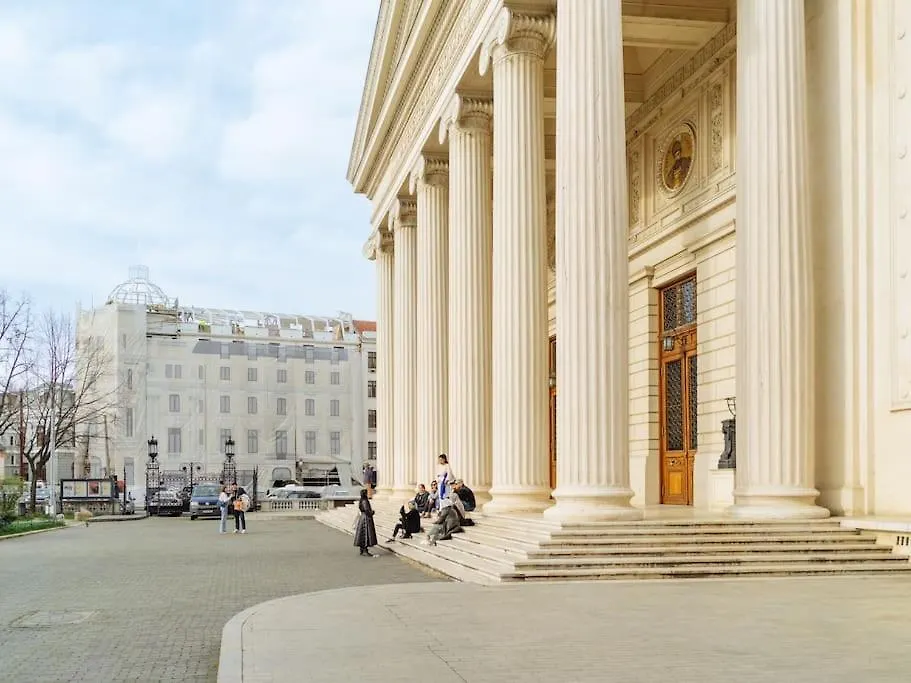 Stunning 2Br Apartment - Ateneu - City Center Bucharest