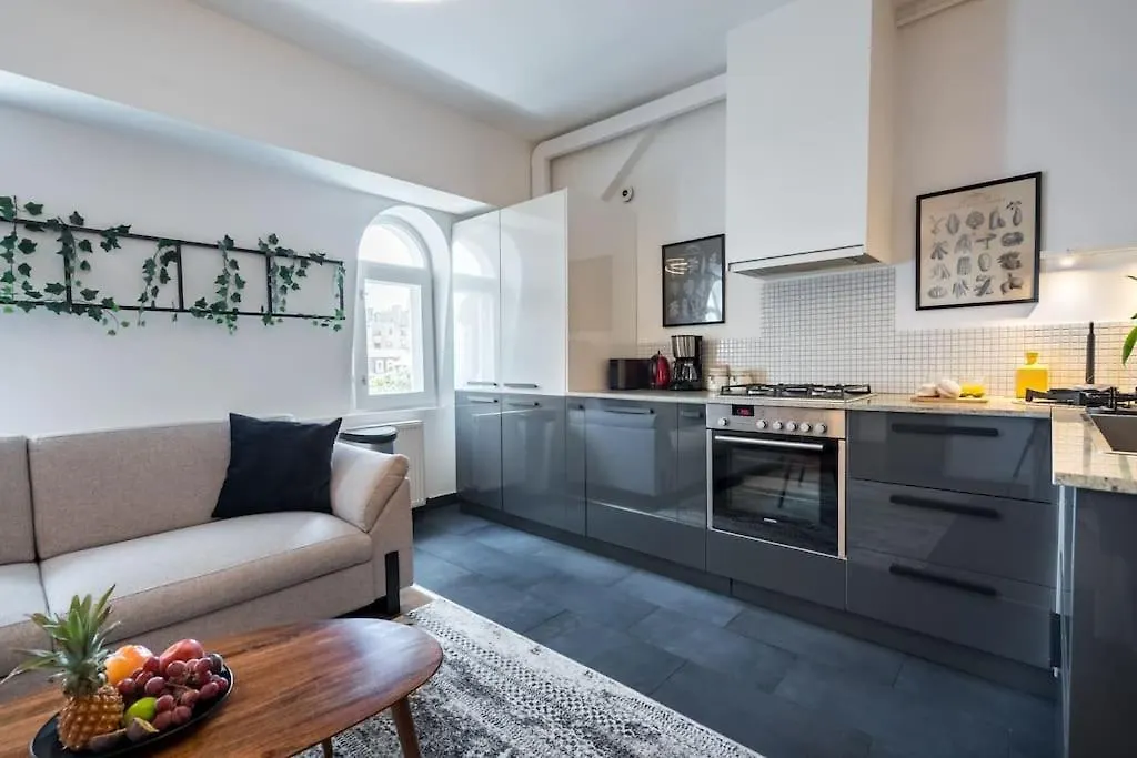 Stunning 2Br Apartment - Ateneu - City Center Bucharest