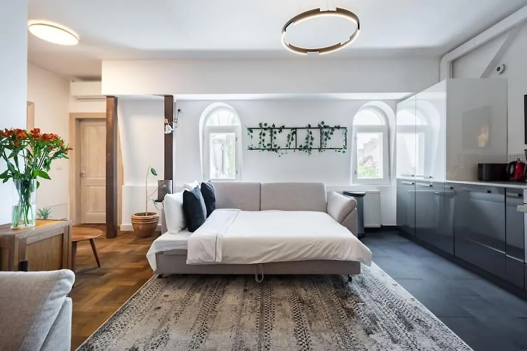 Stunning 2Br Apartment - Ateneu - City Center Bucharest